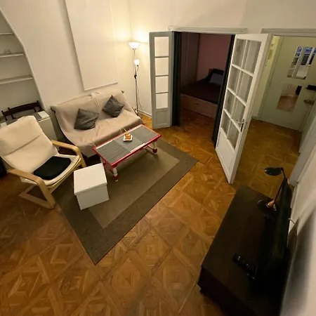 Apartment Montmartre Moulin Rouge