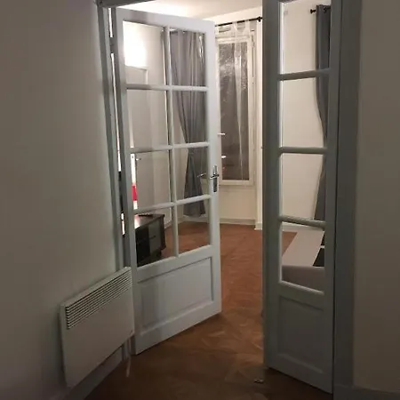 Apartment Montmartre Moulin Rouge