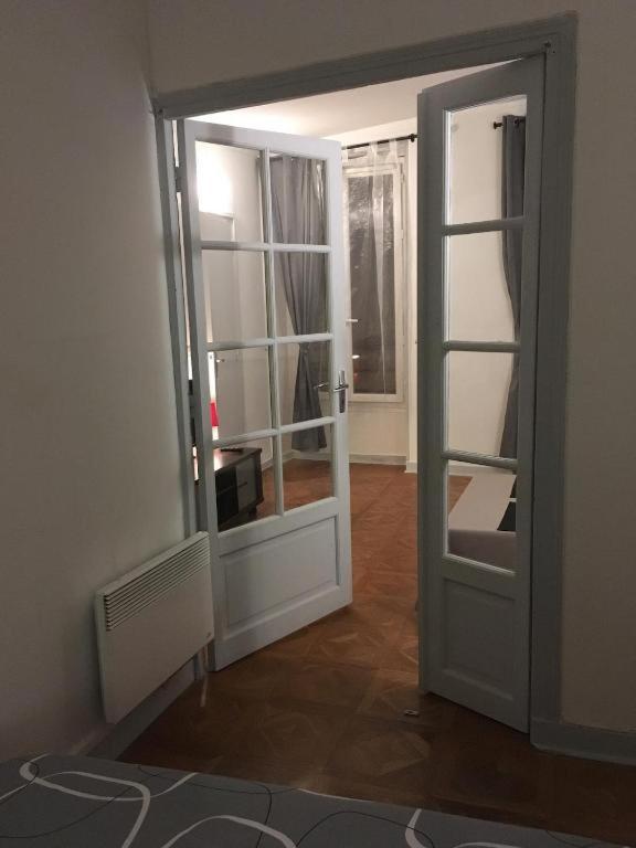 Apartment Montmartre Moulin Rouge